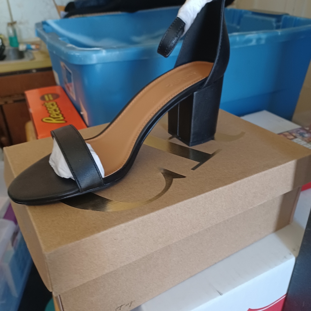 Charlotte Russ black heels - Picture 5 of 9